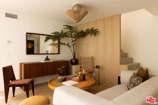 710 Amador Street, Los Angeles CA: https://media.crmls.org/mediaz/70458695-b2fb-4e1f-8cb0-916cb60d98a3.jpg
