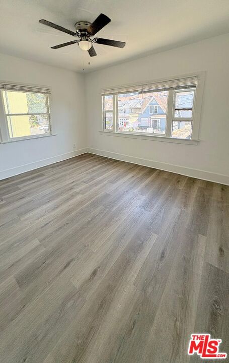 433 W 4TH Street, Long Beach CA: https://media.crmls.org/mediaz/70472041-b94f-4738-a5ec-638f497657f4.jpg