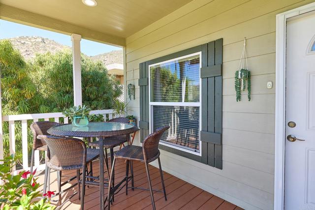 Detail Gallery Image 5 of 63 For 8975 Lawrence Welk Dr Spc 199,  Escondido,  CA 92026 - 3 Beds | 2 Baths