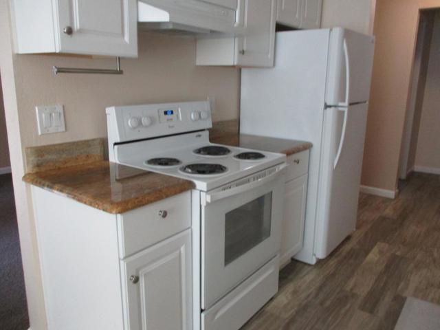 8158 Kelton Drive, Gilroy CA: https://media.crmls.org/mediaz/70487713-6dbf-4b02-bfb2-9fc7ba261238.jpg