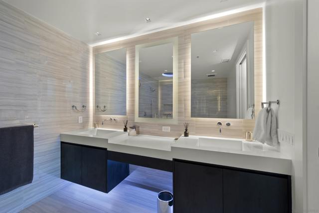 550 Front Street, San Diego CA: https://media.crmls.org/mediaz/7048771a-9c33-44d1-8db1-f60f91e0aa42.jpg