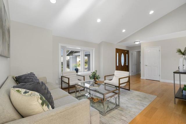 2805 Gazelle Drive, Campbell CA: https://media.crmls.org/mediaz/70494010-6b2b-4816-8f4c-8f1d742ee08a.jpg