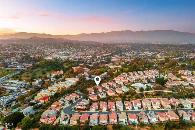 653 Milford Street, Los Angeles CA: https://media.crmls.org/mediaz/7049d8ec-5292-4af4-9954-41c771e37f56.jpg