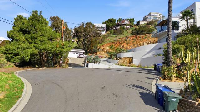 Image 13 of 14 For 1408 Coronado Ave