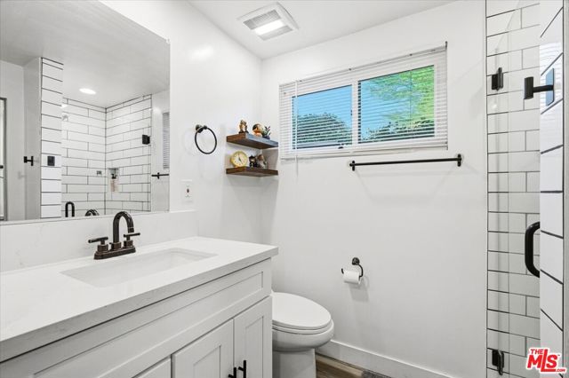 1328 E Camino Primrose, Palm Springs, CA 92264