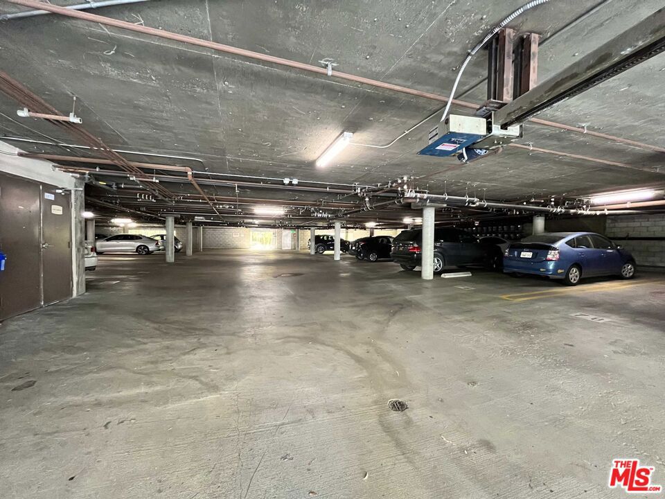 MLS #25577585 img 39