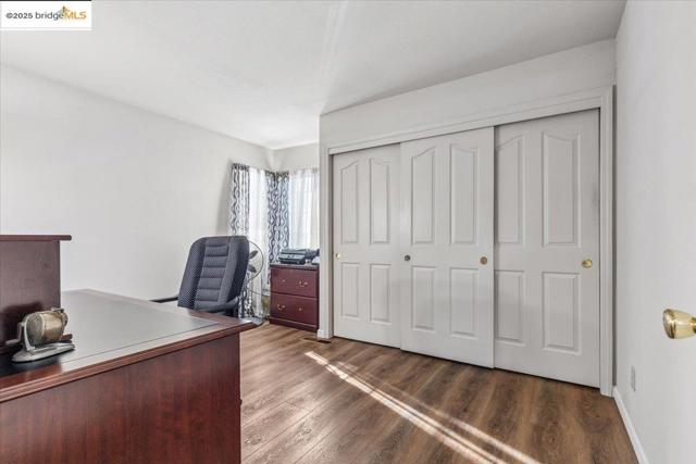 1531 Rutherford Ln, Oakley CA: https://media.crmls.org/mediaz/704d2d17-7aa9-4072-8c6a-4c12b22a3af7.jpg