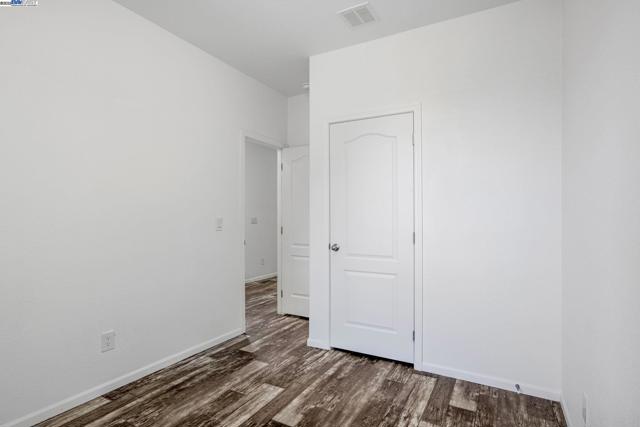 Image 57 of 58 For 552 Stonehaven Ct