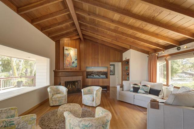 4113 Crest Road, Pebble Beach CA: https://media.crmls.org/mediaz/704e622f-5f72-45a4-89ff-cd58e0413caa.jpg