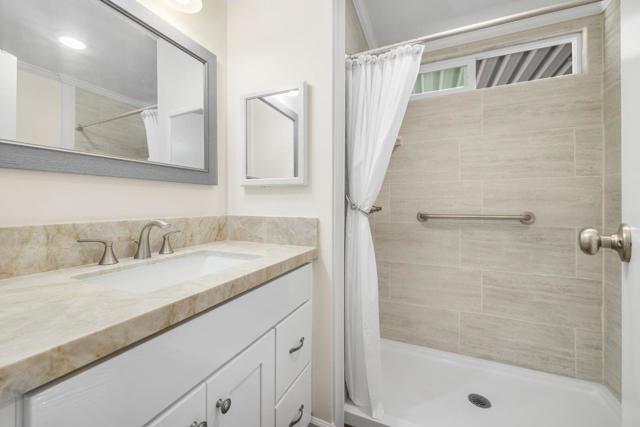 4160 Jade Street, Capitola CA: https://media.crmls.org/mediaz/704f1c16-0852-4084-8bd1-c1d79cdba6c2.jpg