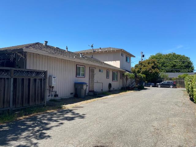 1329 Essex Way, San Jose CA: https://media.crmls.org/mediaz/704f5db7-b6cb-4b69-94d8-3a48e2bec68e.jpg