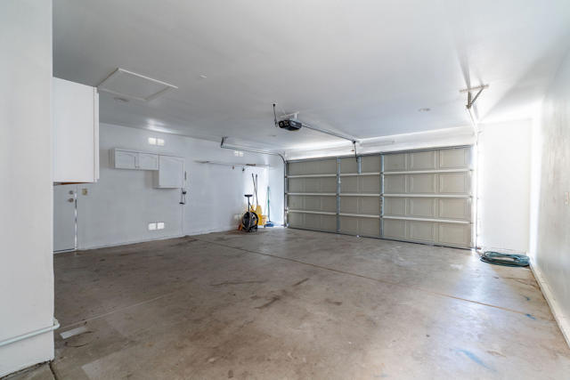 53045 Avenida Obregon, La Quinta CA: https://media.crmls.org/mediaz/704f8ac6-dff6-4ead-a226-d88f7fafac7d.jpg