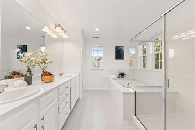 325 Toscana Way, Hayward CA: https://media.crmls.org/mediaz/704ffd12-c354-432c-9abc-b28451852374.jpg