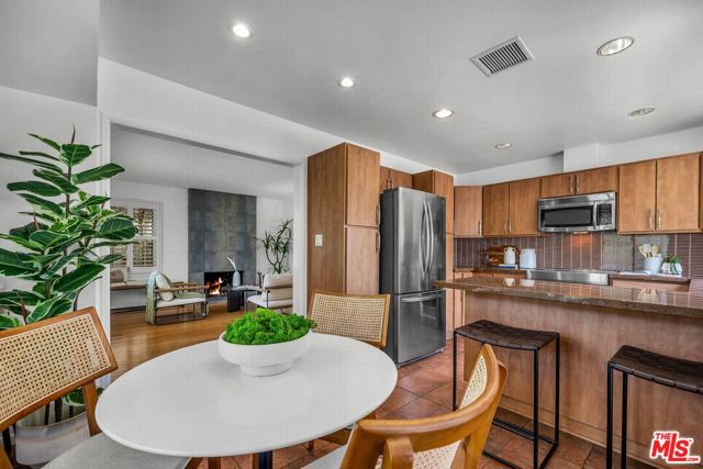 2914 Grayson Avenue photo 8
