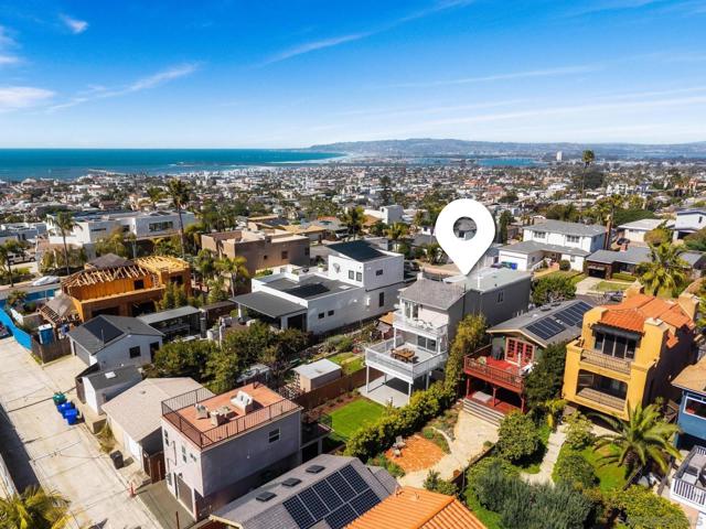 4569 Coronado Ave, San Diego CA: https://media.crmls.org/mediaz/7051d4de-b805-43c6-8440-bc02ed1217cc.jpg