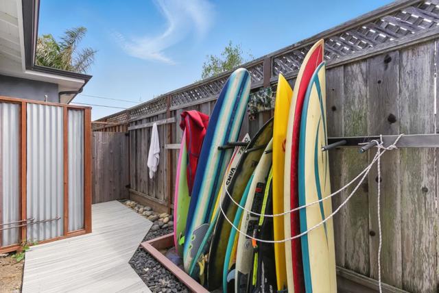 301 25th Avenue, Santa Cruz CA: https://media.crmls.org/mediaz/70522e54-997c-4224-995d-c672bf30c836.jpg