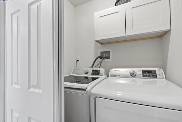 43150 Starr street, Fremont CA: https://media.crmls.org/mediaz/70524810-2d73-4281-bed3-3f4cfe0d3607.jpg