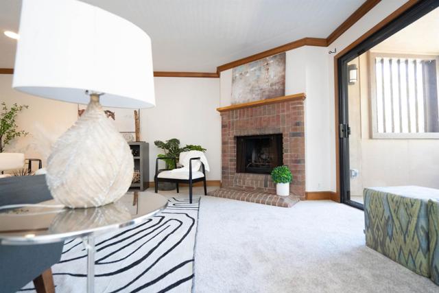 Detail Gallery Image 14 of 25 For 8840 Villa La Jolla Dr #203,  San Diego,  CA 92037 - 2 Beds | 2 Baths