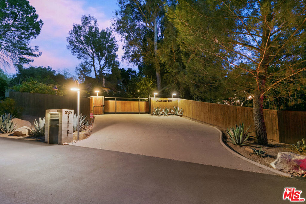 MLS #26856455 image #53