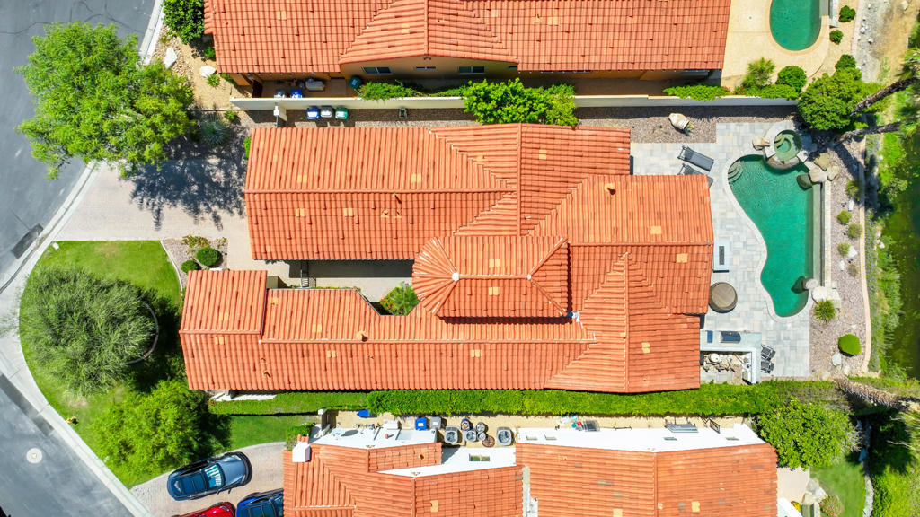 https://media.crmls.org/mediaz/70538448-af1c-4280-a11a-1acc82f48ffb.jpg?preset=X-Large