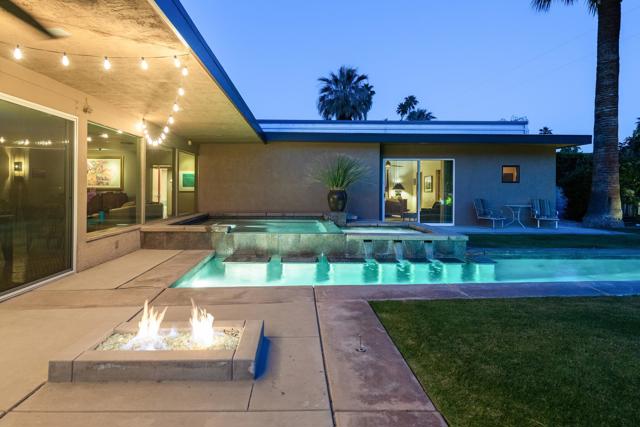 1175 E Cactus Road, Palm Springs CA: https://media.crmls.org/mediaz/7054aa02-56ff-43eb-ad2c-f815b5f2cb3e.jpg