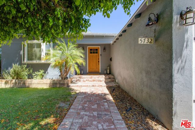 5732 Tobias Avenue photo 6