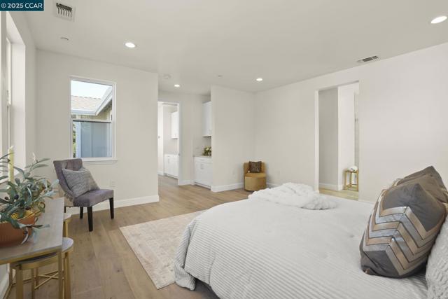 207 Valley View Pl, El Sobrante CA: https://media.crmls.org/mediaz/7055a485-a9c3-44cf-8186-70edb045c7e5.jpg