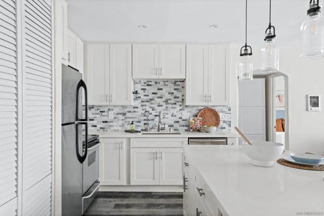 1205 Colusa St, San Diego CA: https://media.crmls.org/mediaz/7057231c-5a0b-4530-815c-0907f68e198d.jpg