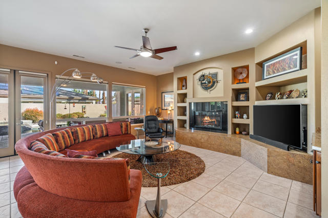 36296 Chagall Court, Cathedral City CA: https://media.crmls.org/mediaz/70575a25-3279-4edd-8d45-74121d7131cc.jpg