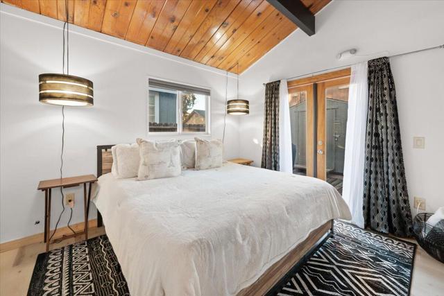 972 Pinon Lane, Big Bear CA: https://media.crmls.org/mediaz/7059964c-0a99-418c-86e3-81d3a1400b12.jpg