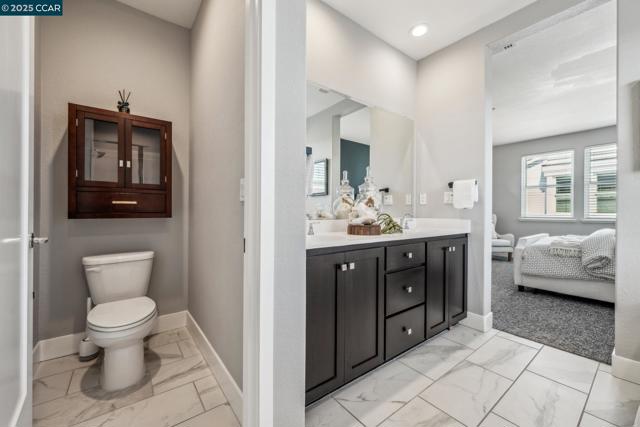 510 Ashton Way, Pleasant Hill CA: https://media.crmls.org/mediaz/7059cf43-72c2-4f27-a476-c73b54e12232.jpg