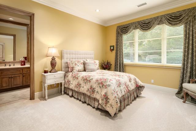 Image 38 of 44 For 14211 Dalia Dr