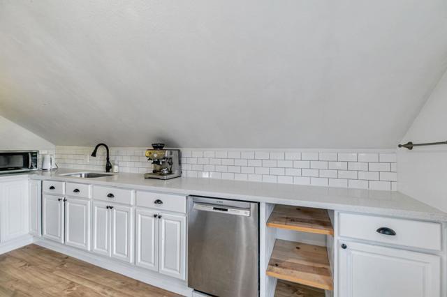 351 S 23rd Street, San Jose CA: https://media.crmls.org/mediaz/705b1499-7c4d-4c12-af34-c0fff21fdb44.jpg