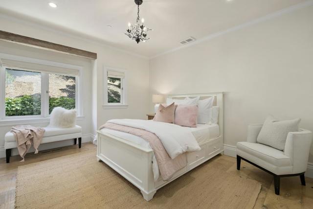 3 Vintage Court, Woodside CA: https://media.crmls.org/mediaz/705c25b9-d3bf-453c-8848-34060462189a.jpg