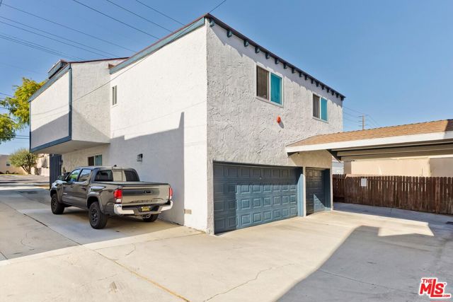 2214 Grant Avenue, Redondo Beach, California 90278, ,Residential Income,Sold,Grant,24399737