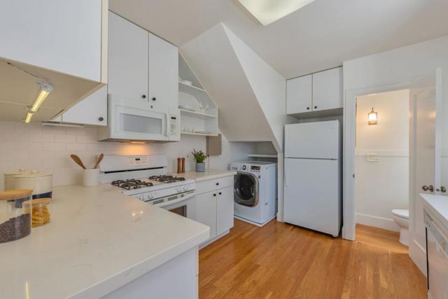 1585 Arch Street, Berkeley CA: https://media.crmls.org/mediaz/705cf2bc-74ca-4e5b-afd4-88d72f97ce3e.jpg