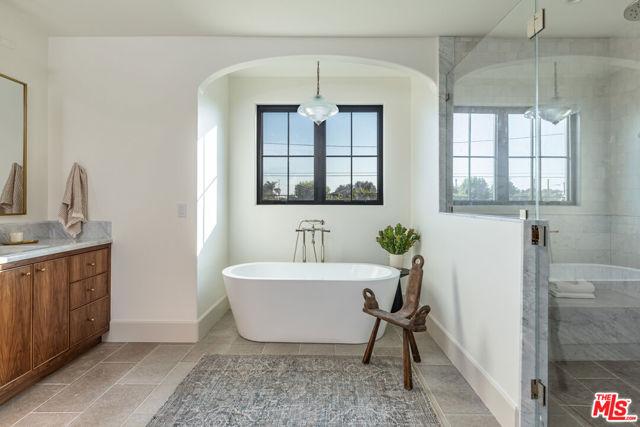 3745 May Street, Los Angeles CA: https://media.crmls.org/mediaz/705d0541-a959-49b4-a1e3-2a2ea3d21477.jpg