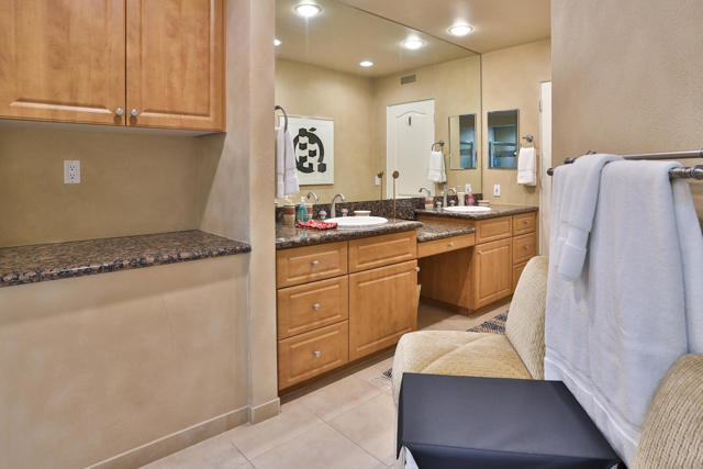 45735 Pawnee Road, Indian Wells CA: https://media.crmls.org/mediaz/705d9108-c186-425b-889c-a15d1cf707b4.jpg