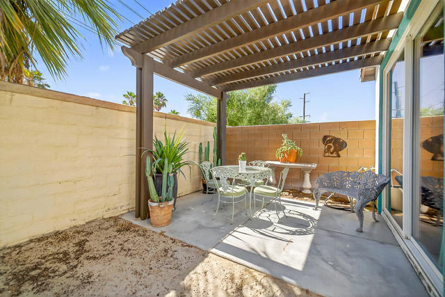Image 19 of 23 For 31560 Calle Agate