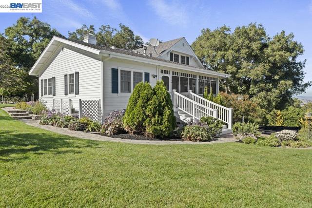 Image 10 of 60 For 5280 Sheridan Rd