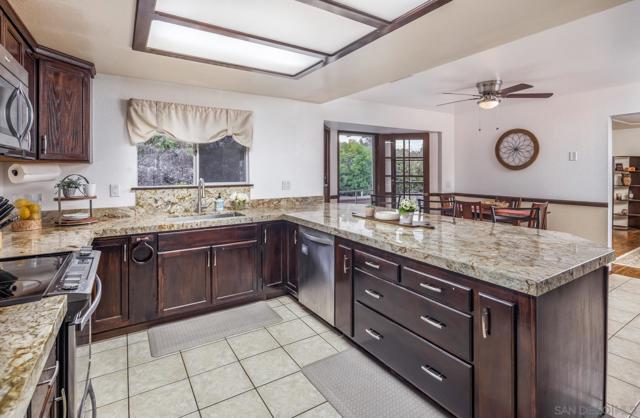 17665 Highway 67, Ramona CA: https://media.crmls.org/mediaz/705fd87b-fcb4-413b-aa1a-abf69bb12630.jpg