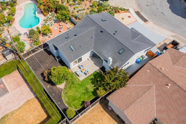 4227 Becerra Dr, Fremont CA: https://media.crmls.org/mediaz/70604a49-07fd-4e00-95e9-58b94c7b8127.jpg