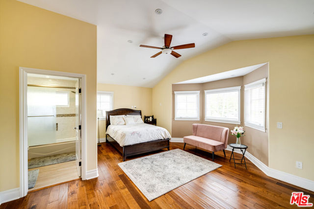 5966 ABERNATHY Drive, Los Angeles CA: https://media.crmls.org/mediaz/70609b39-09f3-445b-92da-63c671e96ba5.jpg