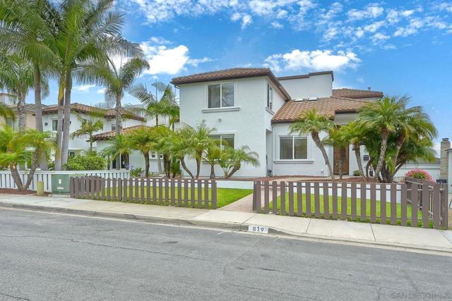 819 Van Nuys Street, San Diego CA: https://media.crmls.org/mediaz/7060de6e-ad9b-4fda-a2f0-99335afe820a.jpg