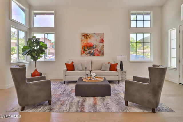 3327 Olivegrove Place, Thousand Oaks CA: https://media.crmls.org/mediaz/7062da24-c9f5-4178-800c-24e4cc98ae74.jpg