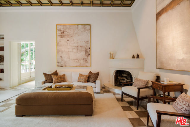 405 Toro Canyon Road, Carpinteria CA: https://media.crmls.org/mediaz/7062f4d5-6b48-491c-bc37-6156be07396e.jpg