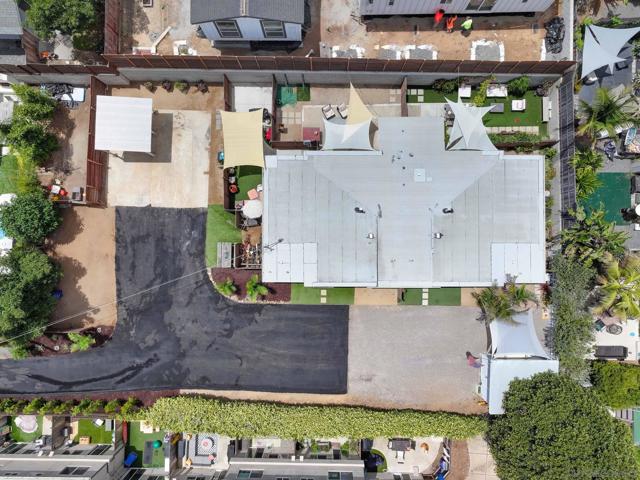 132 134 Phoebe St, Encinitas CA: https://media.crmls.org/mediaz/7063977e-612b-4f81-b291-60bca27fc1c4.jpg