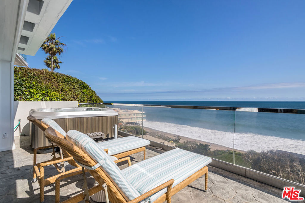 31658 Broad Beach Road — Cape Cod
