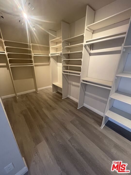 1654 Michael Lane, Pacific Palisades CA: https://media.crmls.org/mediaz/70646ea2-10f7-471f-909b-a1f5b37de43c.jpg