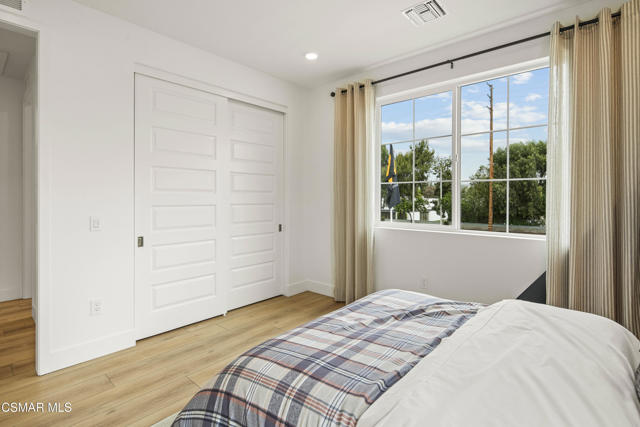 4833 E Beltramo Ranch Road, Moorpark CA: https://media.crmls.org/mediaz/7064d6fa-fb41-4e60-beec-aae5a96eb531.jpg